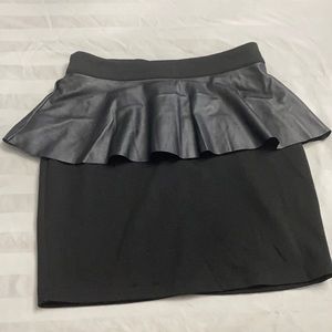Black cotton skirt with leather hem
